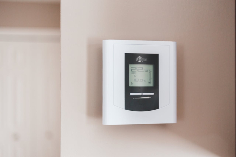 Co to jest termostat i jak działa?